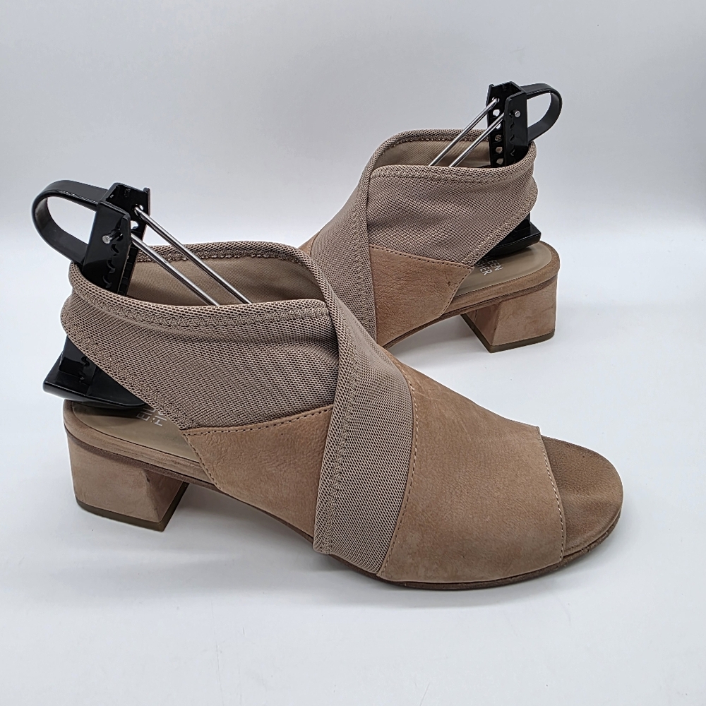 Eileen Fisher Luca Tumbled Nubuck Beige Crisscross Open Slingback Sandals Sz 8.5 - Picture 2 of 11